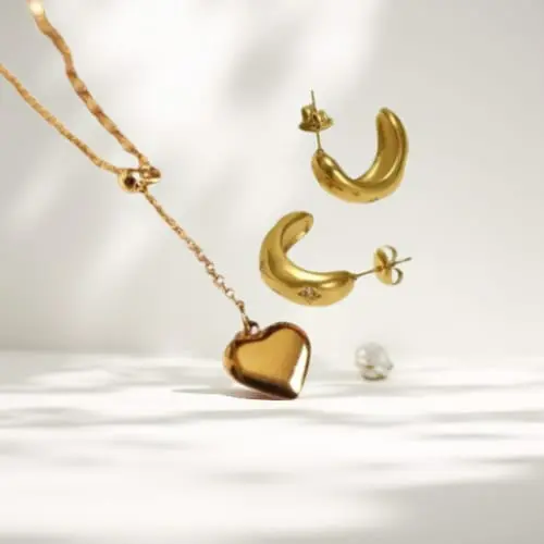 Stunning Heart Drop Pendant Chain And Diamond Studded Golden Hoops Combo