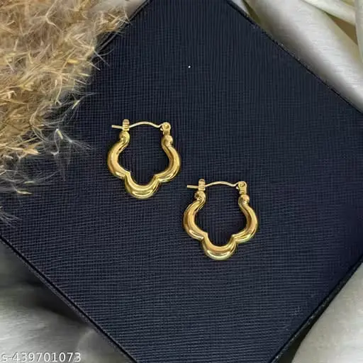 Golden Scallop Hoop Earrings